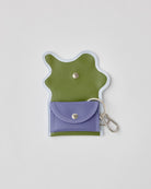 nori enomoto wave purse 2つのポケットとカラビナ付きの多機能パスケース。ギフトに最適なコンパクトなデザイン。ユニセックスでミニ財布としても活躍。