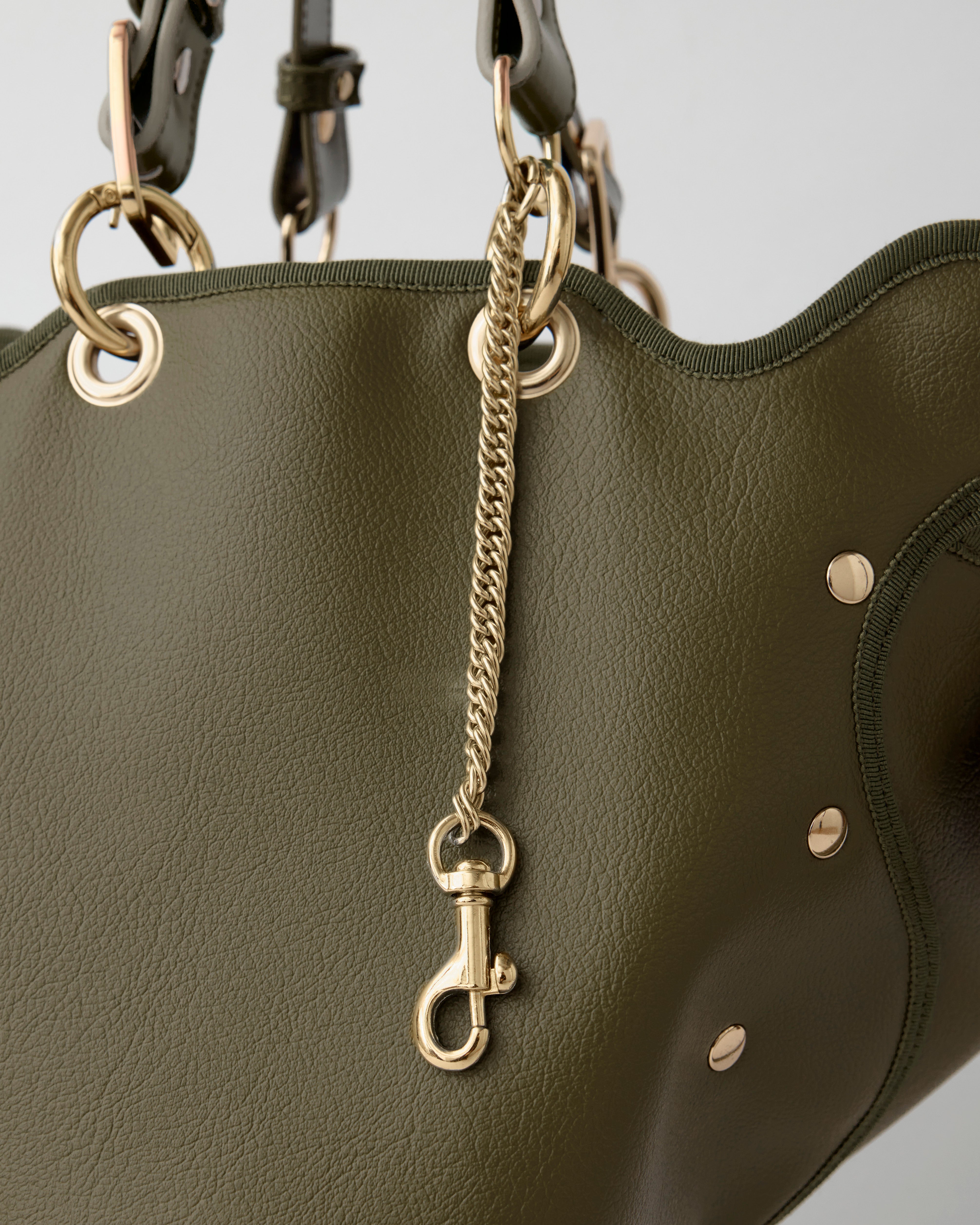 nori enomoto dimanche nuit 形が変わる2WAYショルダーバッグ。350mlペットボトル対応。取り外し可能なサイドハンドル。マグネット開閉。内側にポケット2つ。