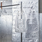 nori enomoto jeudi soir A4サイズ対応の2WAYショルダーバッグ。軽量かつ大容量で、通勤・通学やデイリーユースに最適。取り外し可能なショルダーベルトと、チャームが付けられるDカン付き。内ポケットあり。