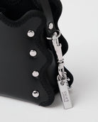 nori enomoto mardi matin pom 人気モデルmardi matinをミニチュア化したマイクロサイズの2WAYレザーバッグ。イヤホンやリップの収納も可能。付属のチェーンでクロスボディにも対応。