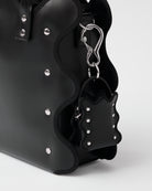 nori enomoto mardi matin pom 人気モデルmardi matinをミニチュア化したマイクロサイズの2WAYレザーバッグ。イヤホンやリップの収納も可能。付属のチェーンでクロスボディにも対応。