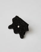 nori enomoto wave purse 2つのポケットとカラビナ付きの多機能パスケース。ギフトに最適なコンパクトなデザイン。ユニセックスでミニ財布としても活躍。