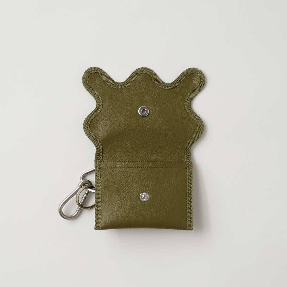 nori enomoto wave purse 2つのポケットとカラビナ付きの多機能パスケース。ギフトに最適なコンパクトなデザイン。ユニセックスでミニ財布としても活躍。