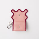 nori enomoto wave purse 2つのポケットとカラビナ付きの多機能パスケース。ギフトに最適なコンパクトなデザイン。ユニセックスでミニ財布としても活躍。