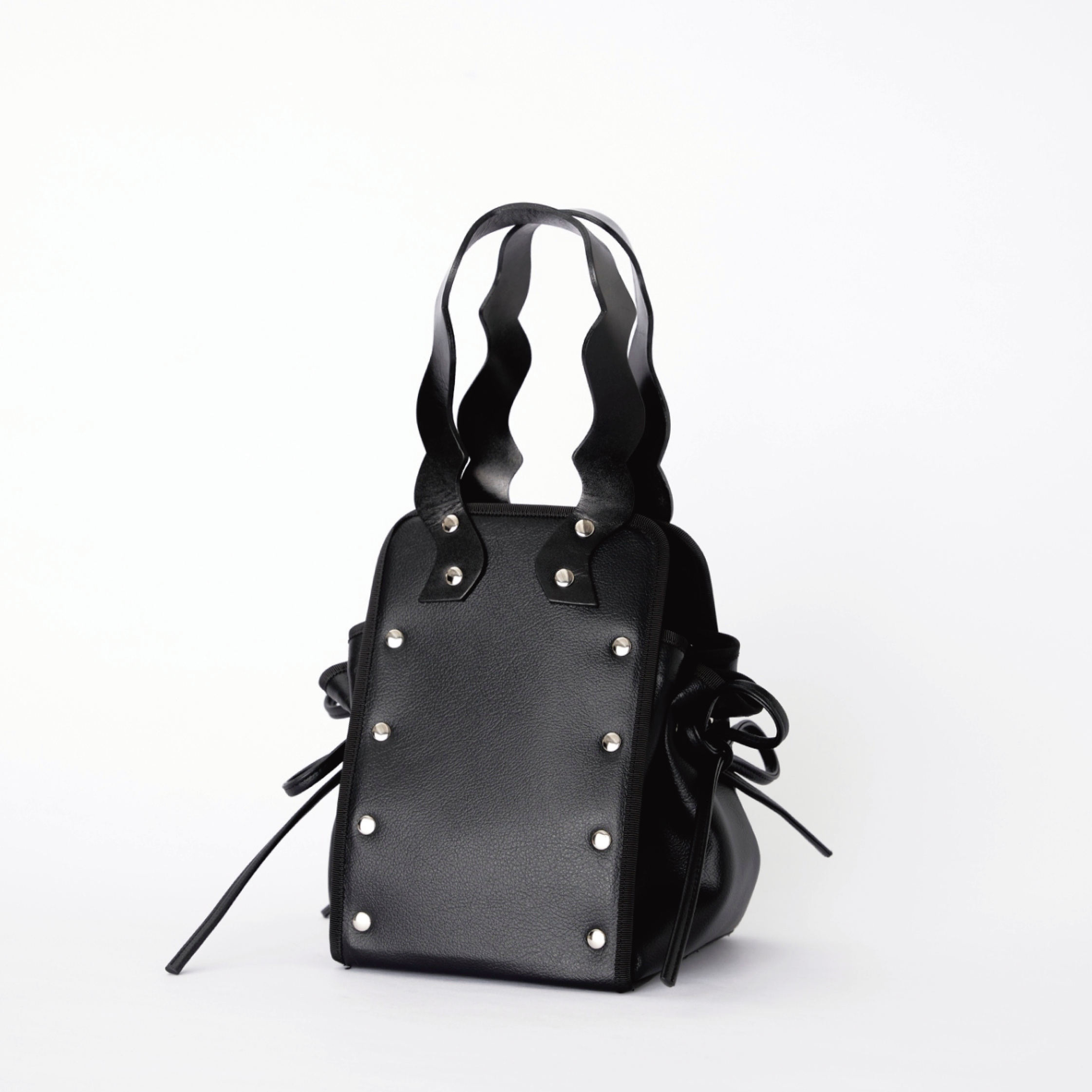 grand mardi matin / black – nori enomoto grand mardi matin / black – nori enomoto