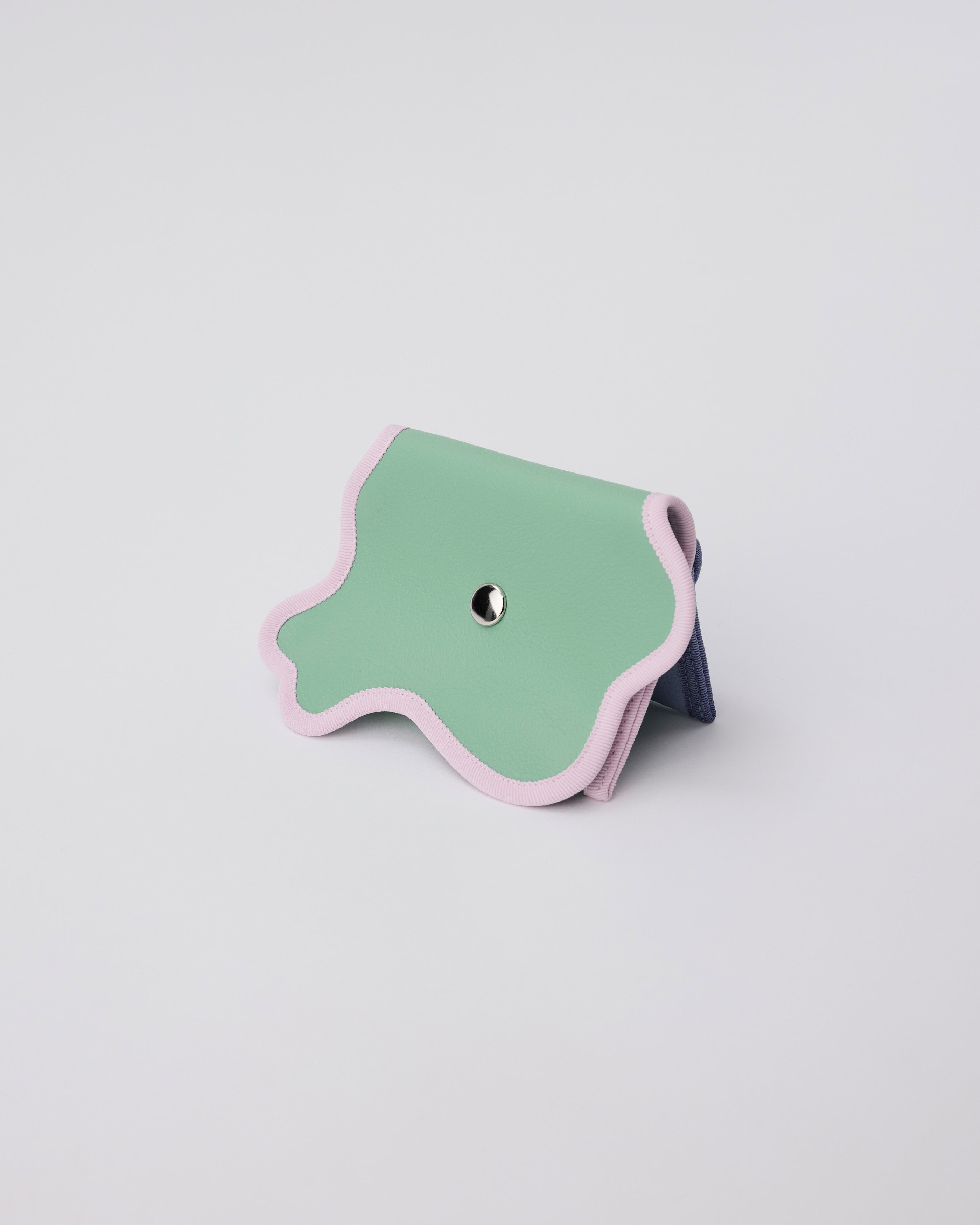 broken wave purse T / pale green × iris – nori enomoto