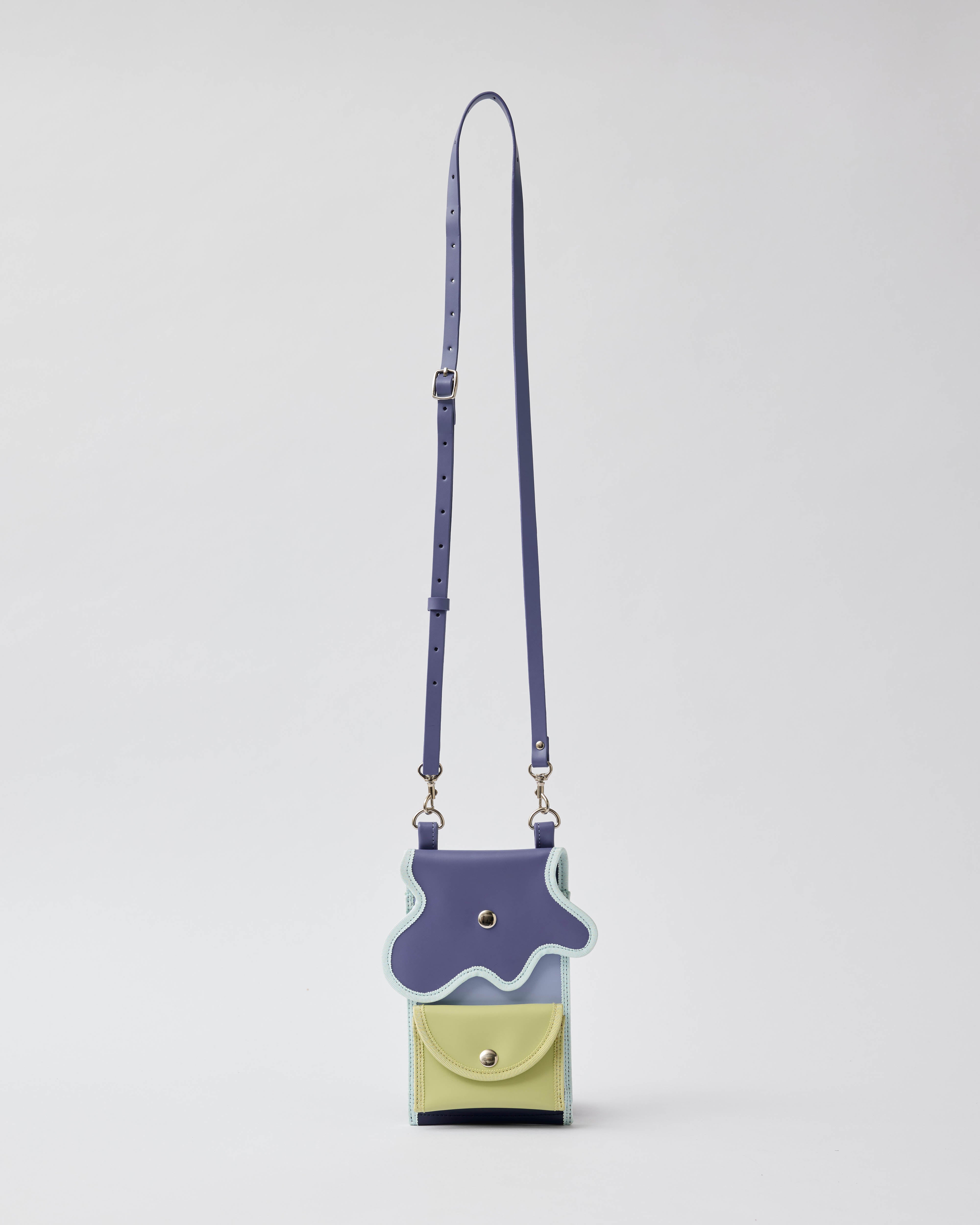 wave phone holder – nori enomoto