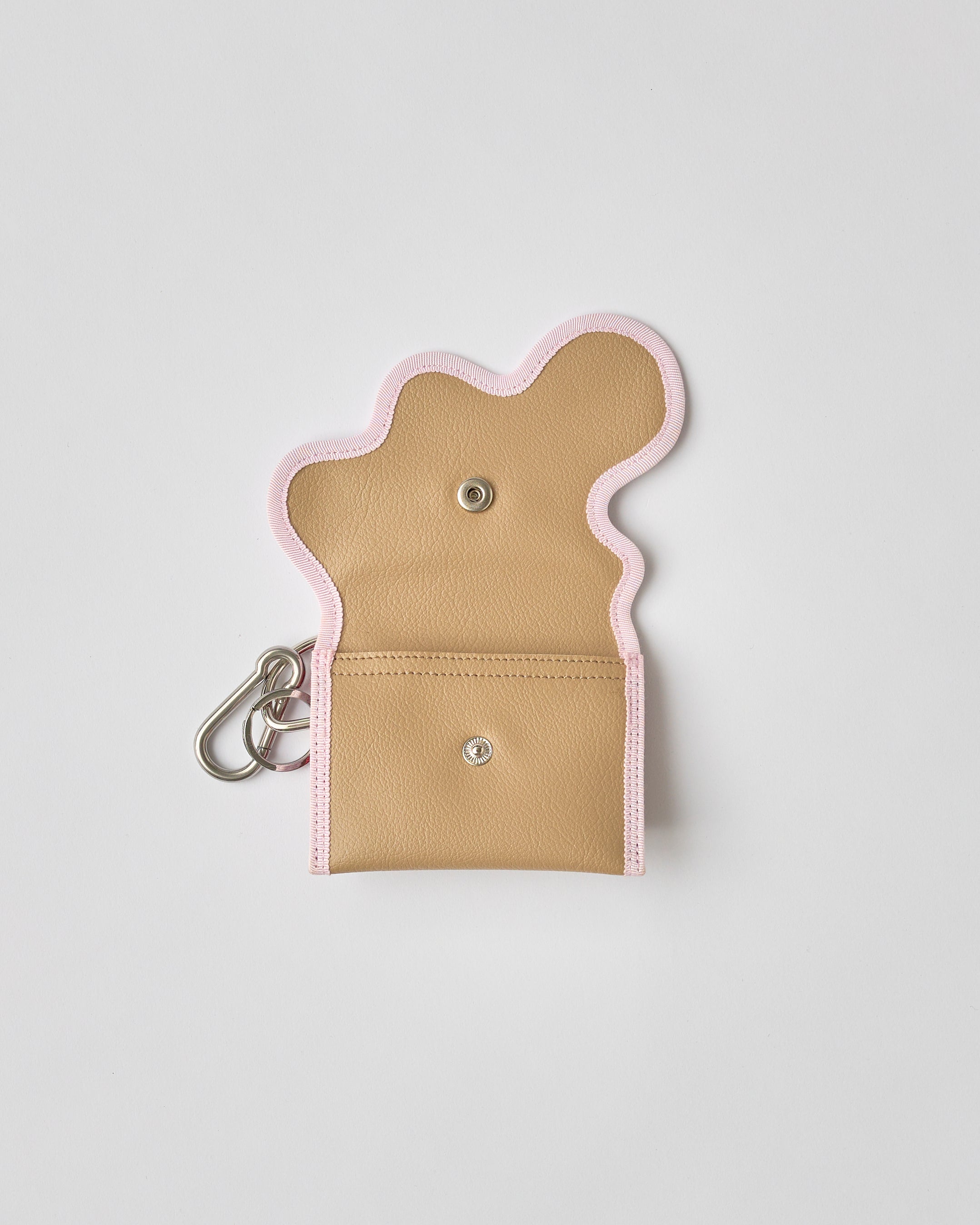 nori enomoto　wave purse　2つのポケットとカラビナ付きの多機能パスケース。ギフトに最適なコンパクトなデザイン。ユニセックスでミニ財布としても活躍。