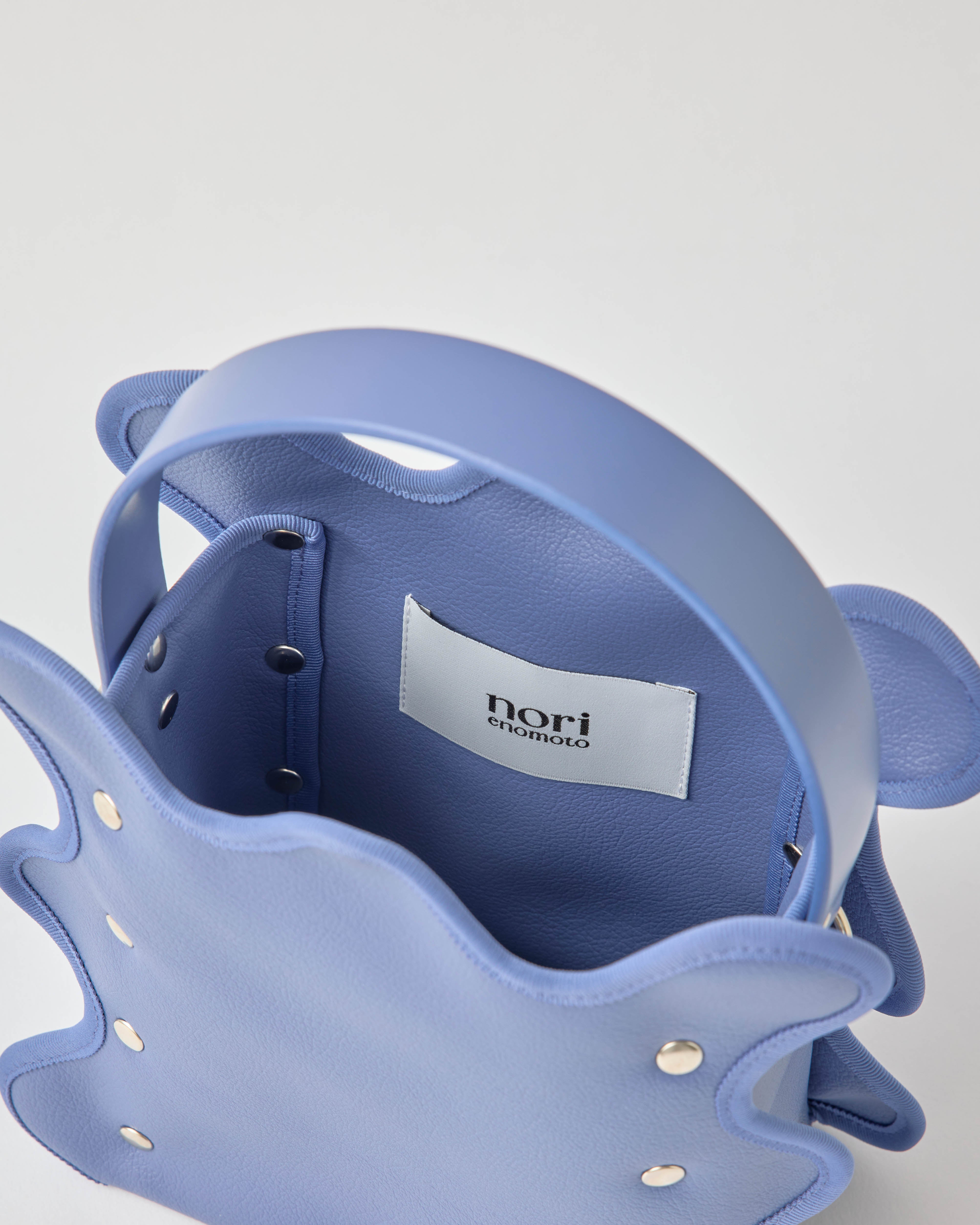 mardi matin / taupe – nori enomoto