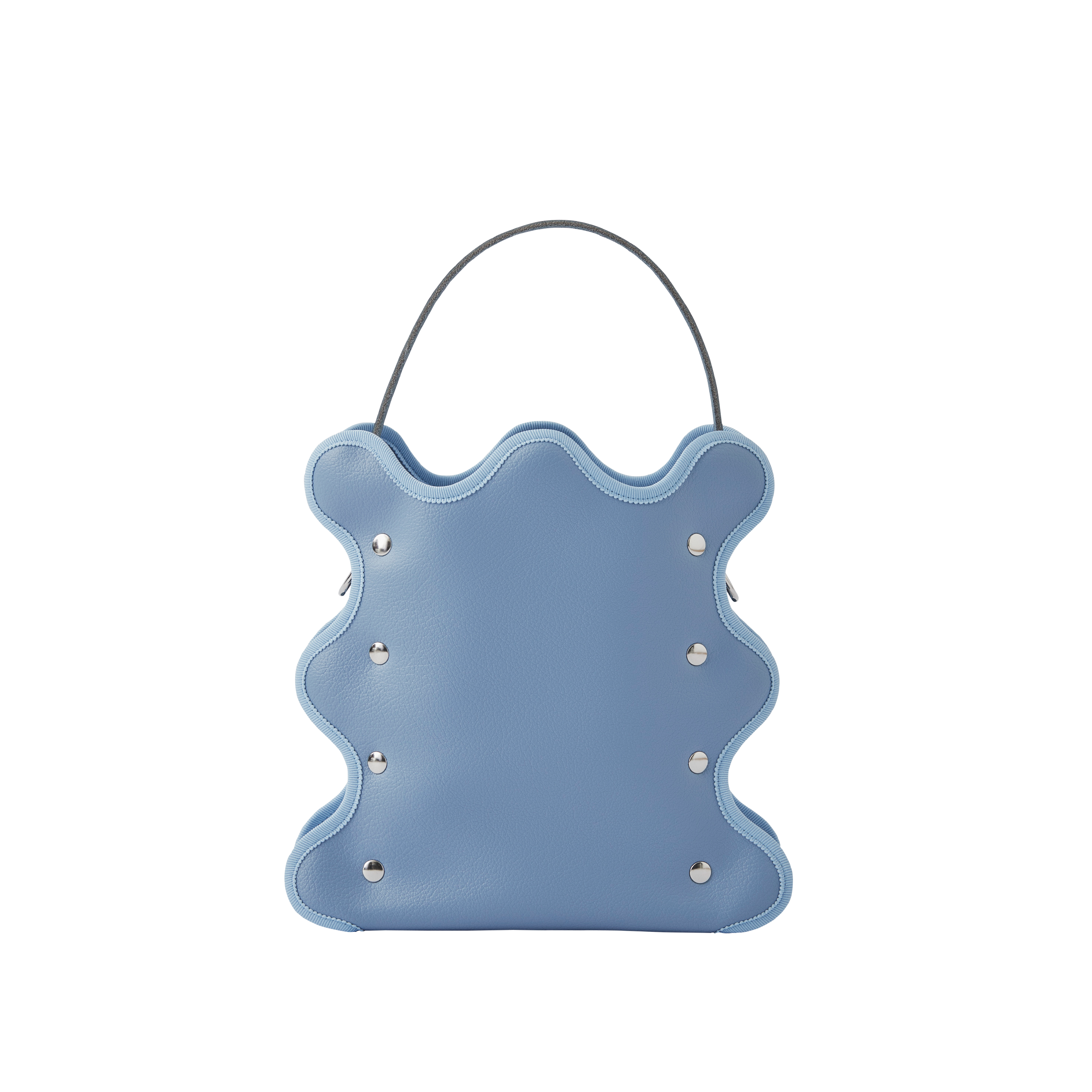 nori enomoto　mardi matin　チェーンストラップ付きのバケット型バッグ。350mlペットボトルが収まるマチあり。Dカン付きでチャームの取り付けも可能。和装や結婚式、フォーマルシーンにも対応。