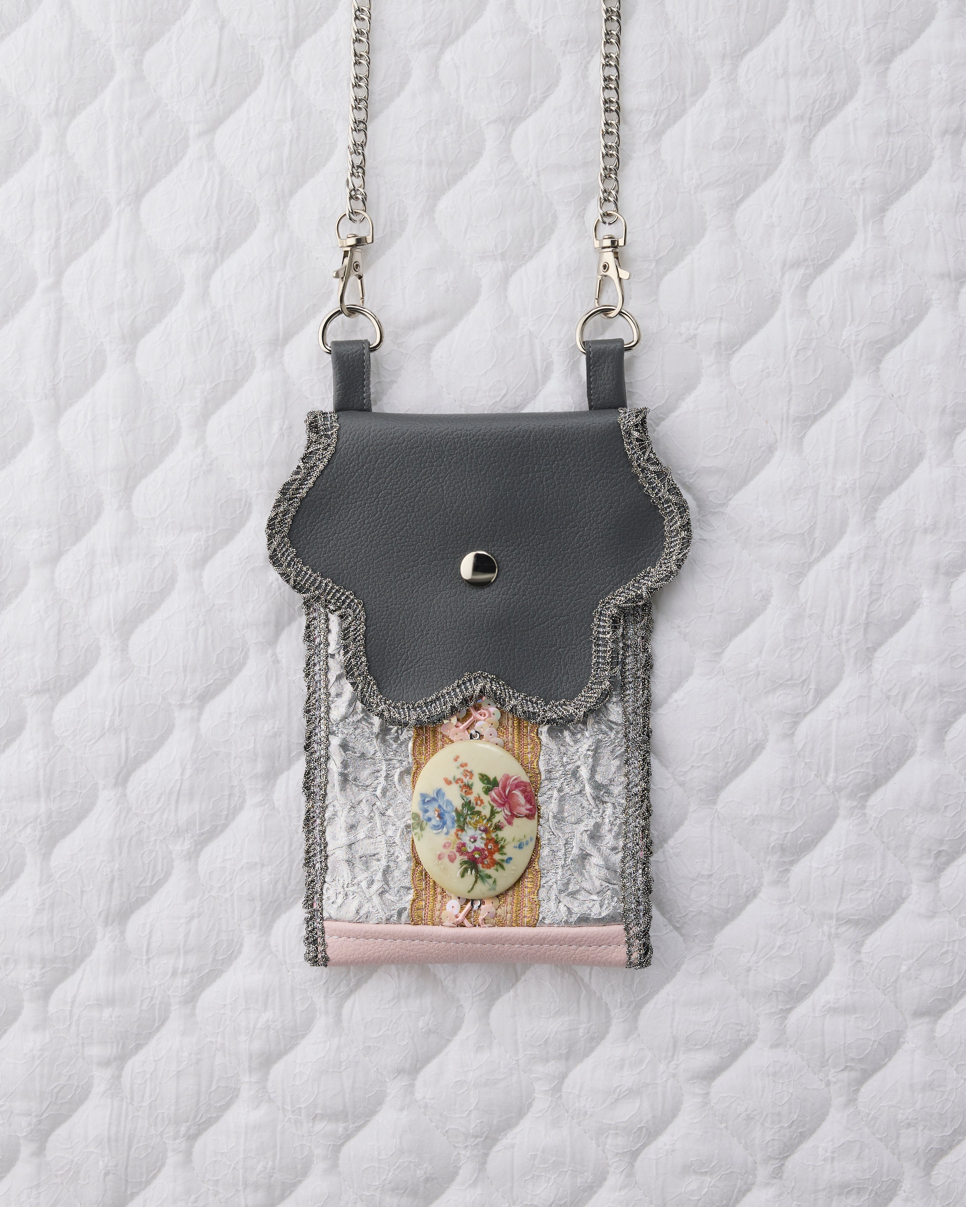 ノリエノモト paris special twinkle wave phone holder パリスペ 限定 スマホショルダー 前後ポケット付き ヴィンテージリボン