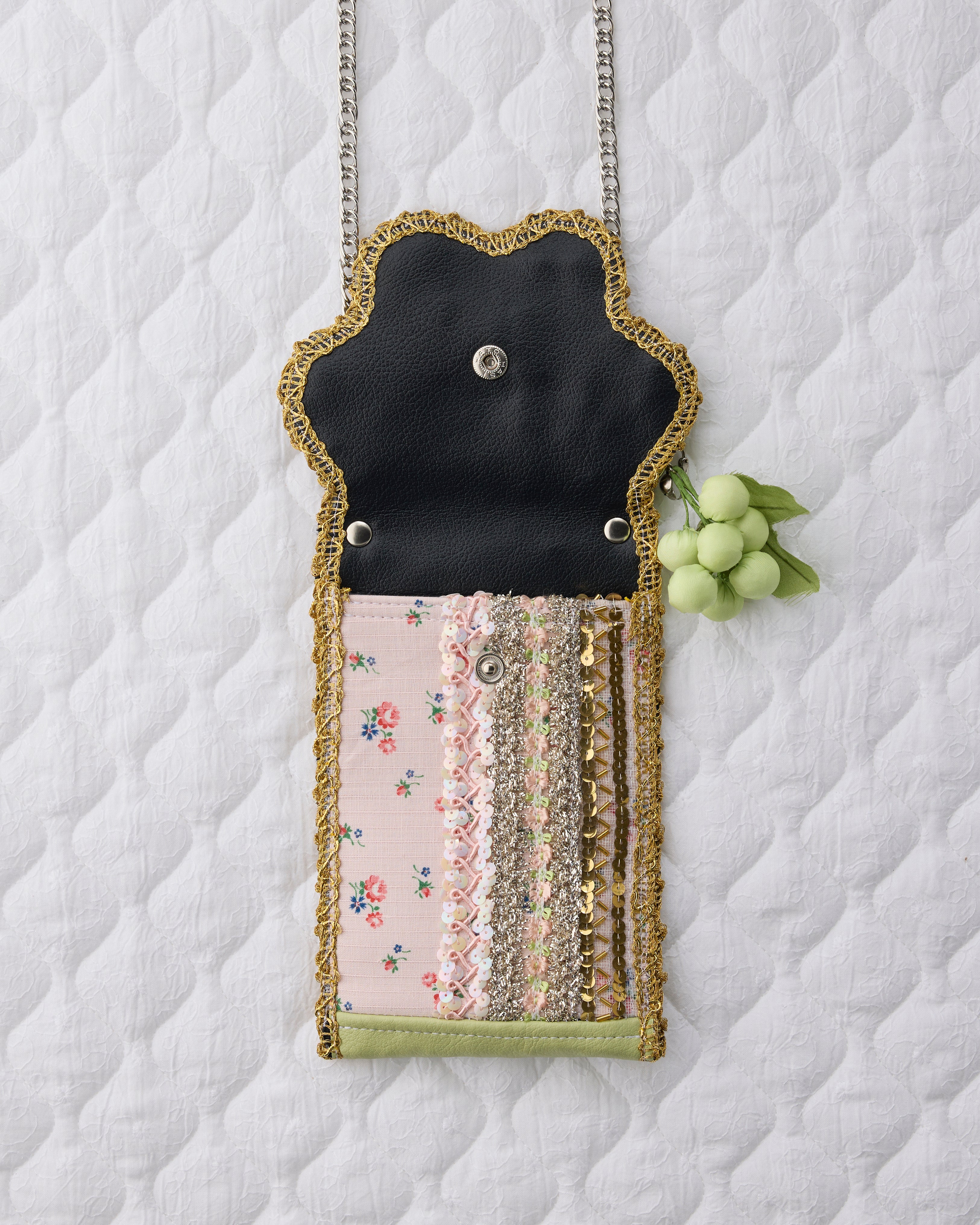 ノリエノモト paris special twinkle wave phone holder パリスペ 限定 スマホショルダー 前後ポケット付き ヴィンテージリボン