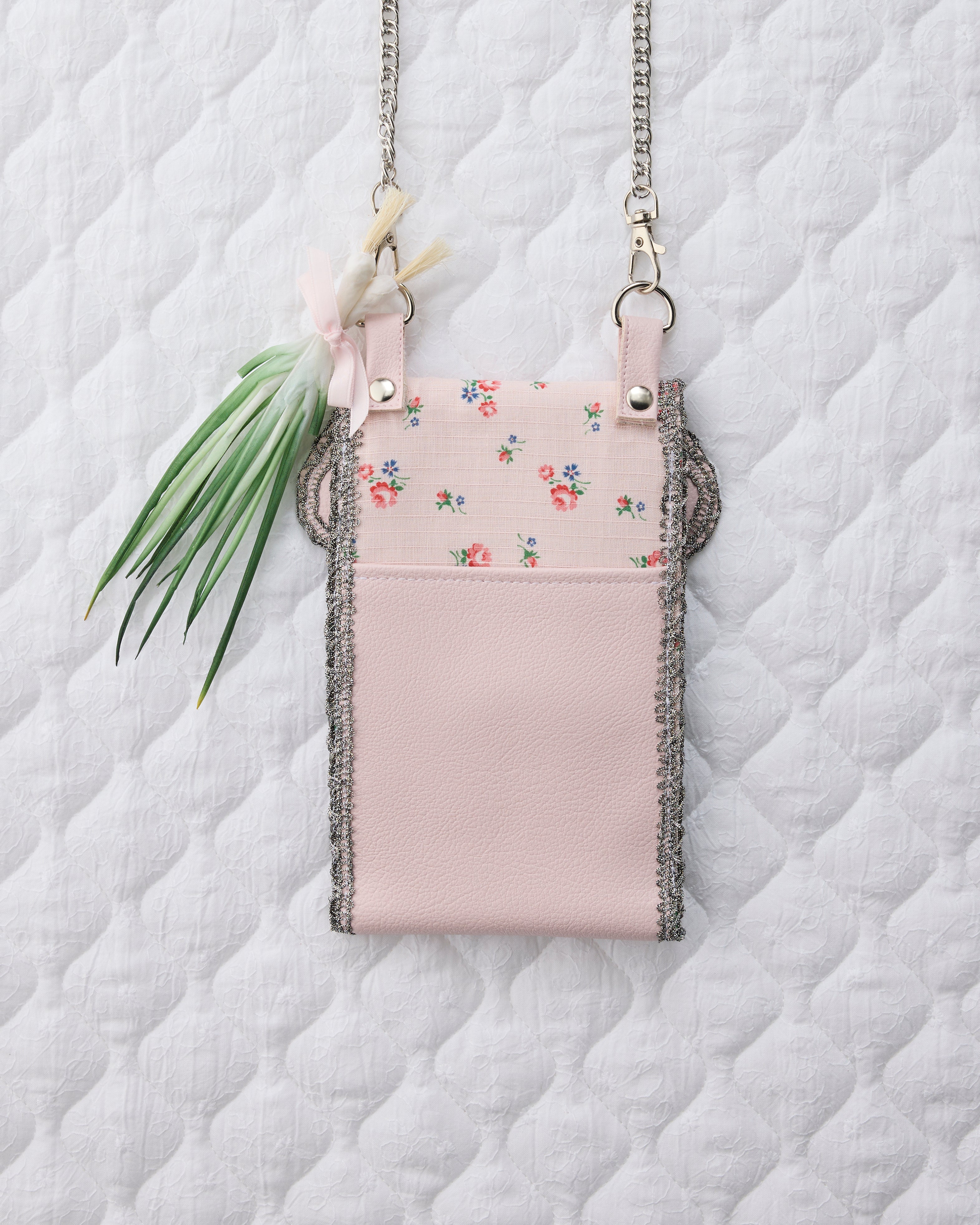 ノリエノモト paris special twinkle wave phone holder パリスペ 限定 スマホショルダー 前後ポケット付き ヴィンテージリボン