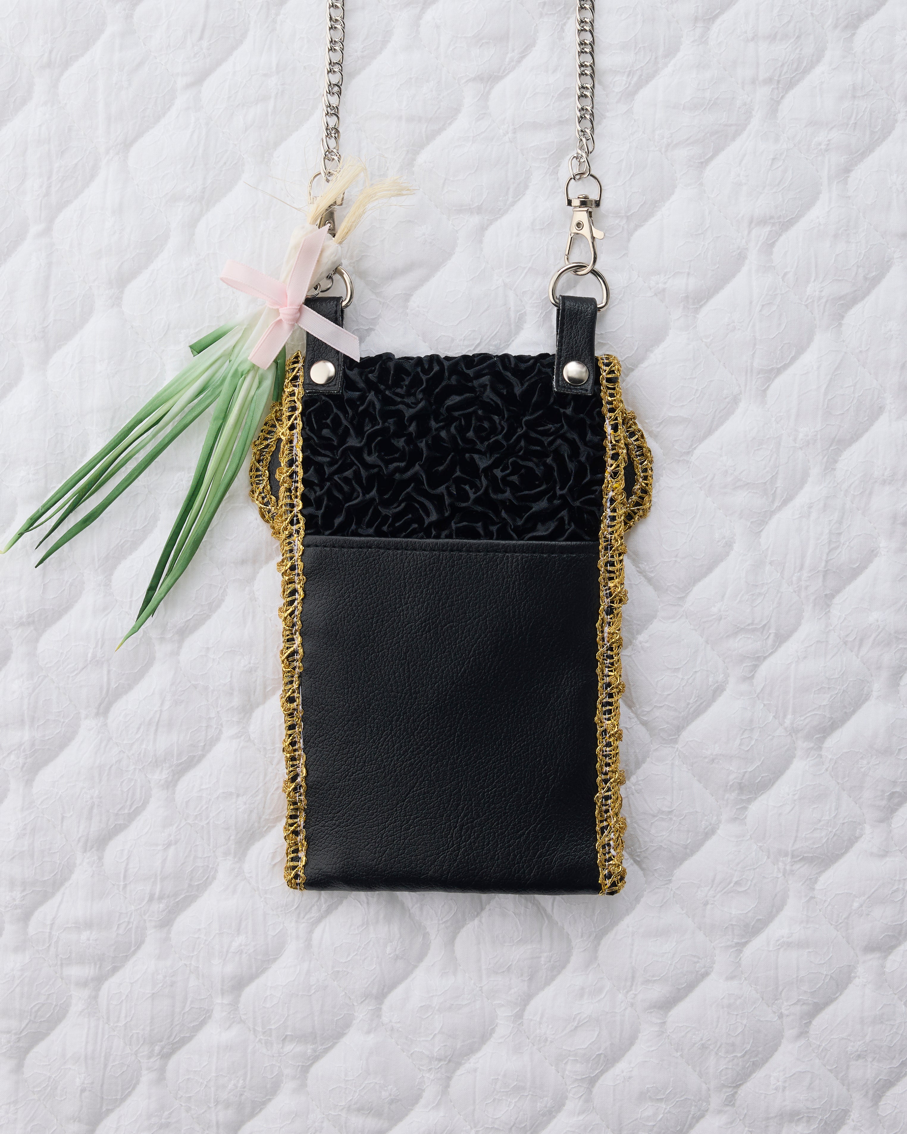 ノリエノモト paris special twinkle wave phone holder パリスペ 限定 スマホショルダー 前後ポケット付き ヴィンテージリボン