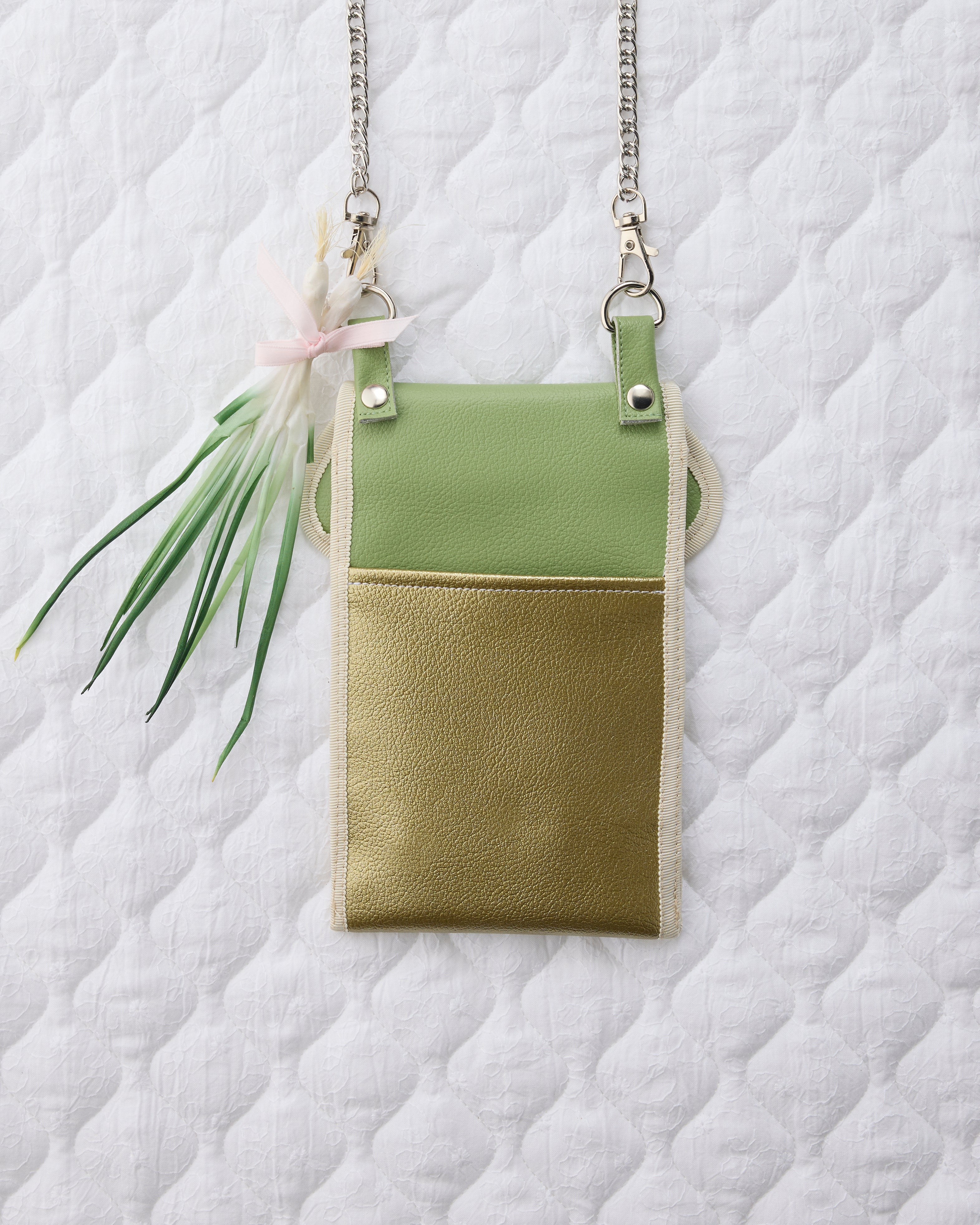 ノリエノモト paris special twinkle wave phone holder パリスペ 限定 スマホショルダー 前後ポケット付き ヴィンテージリボン