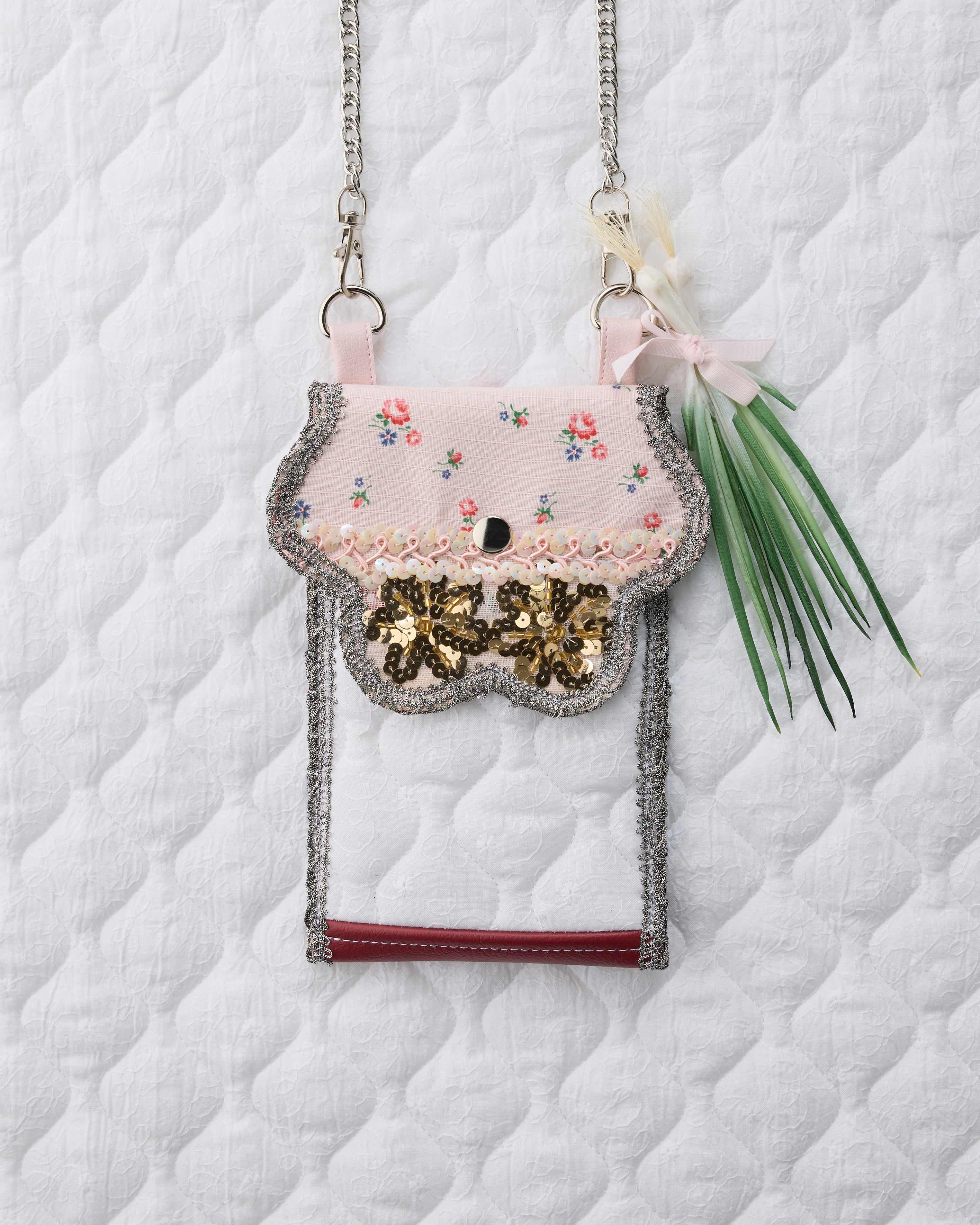 ノリエノモト paris special twinkle wave phone holder パリスペ 限定 スマホショルダー 前後ポケット付き ヴィンテージリボン