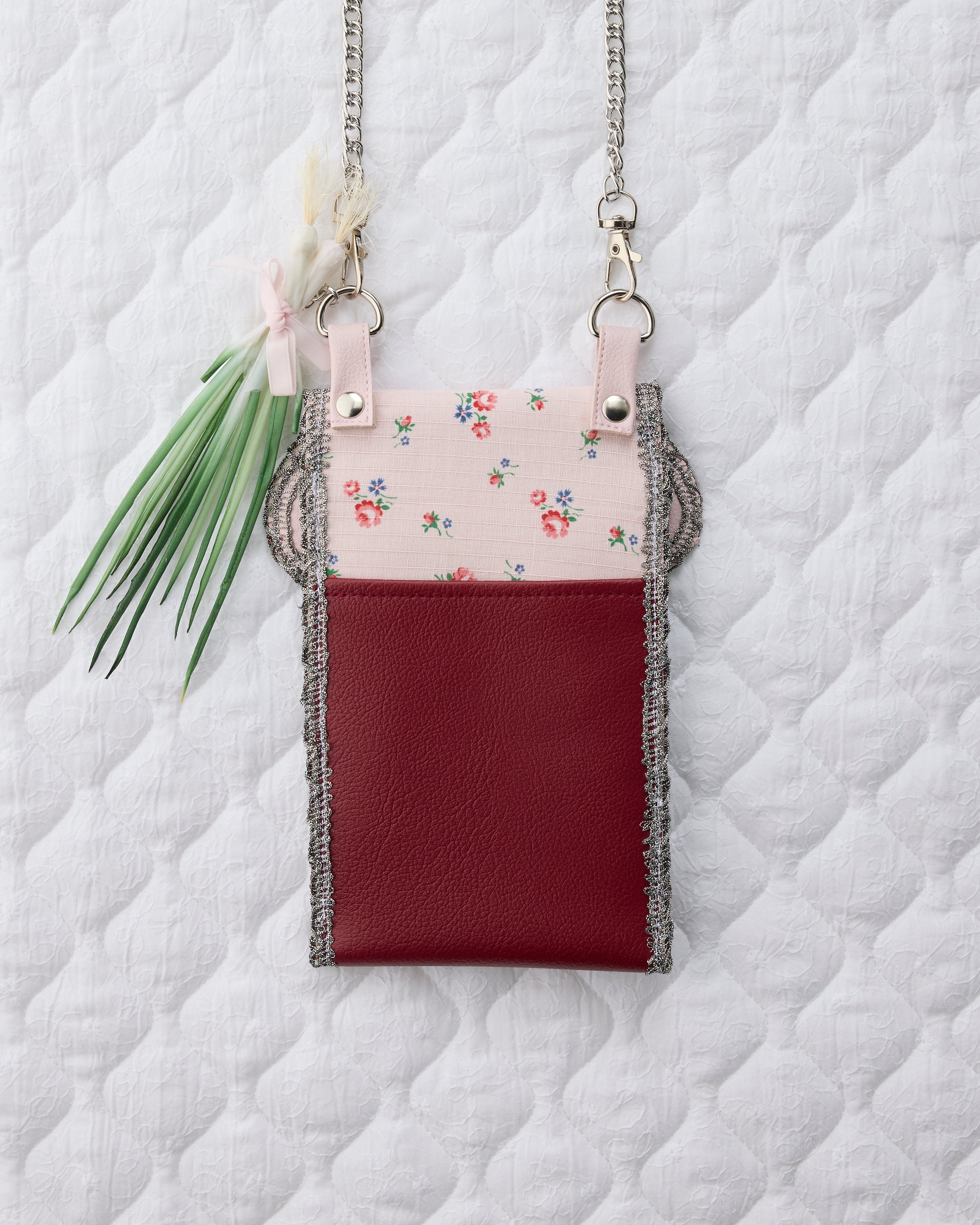 ノリエノモト paris special twinkle wave phone holder パリスペ 限定 スマホショルダー 前後ポケット付き ヴィンテージリボン