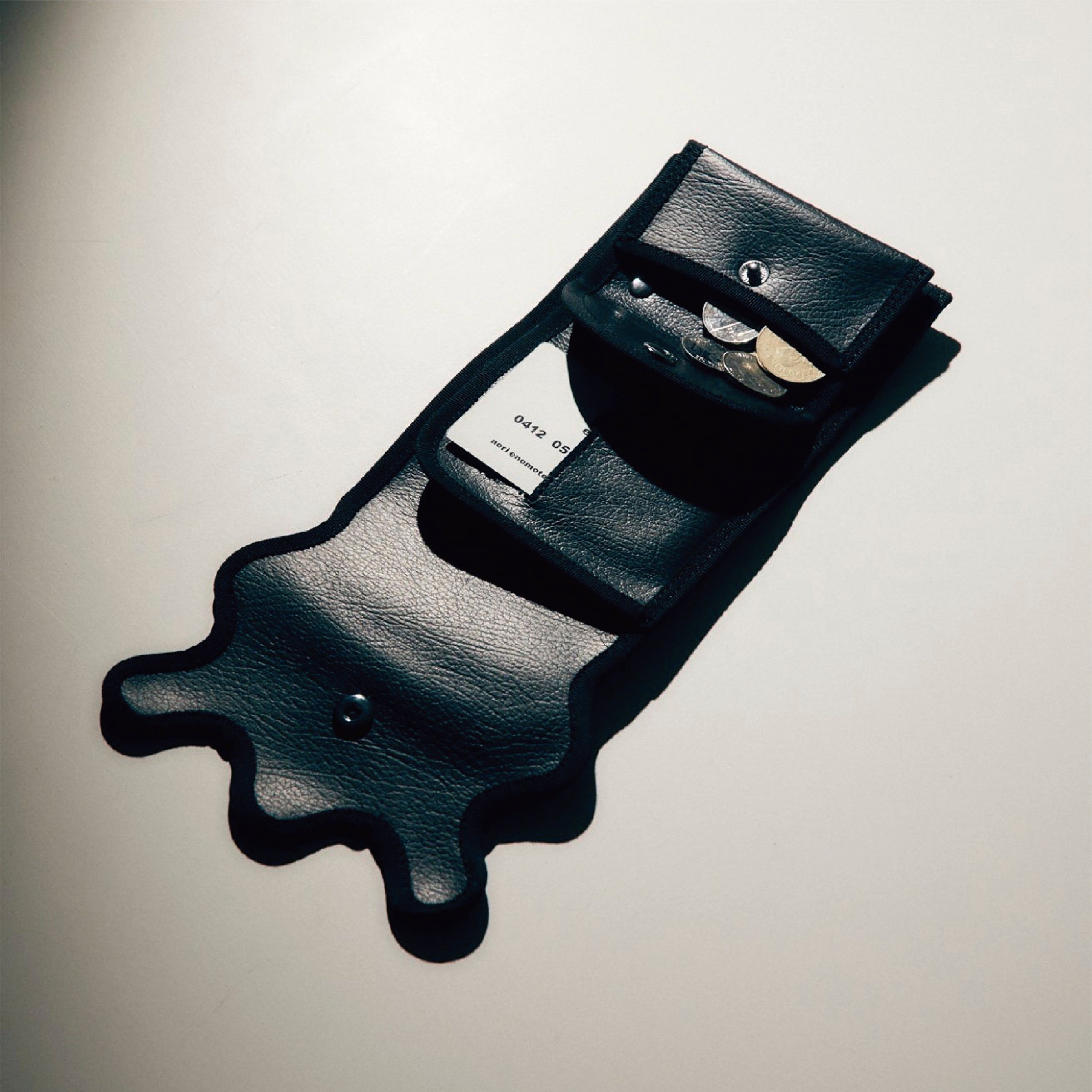 wave mini wallet / black – nori enomoto