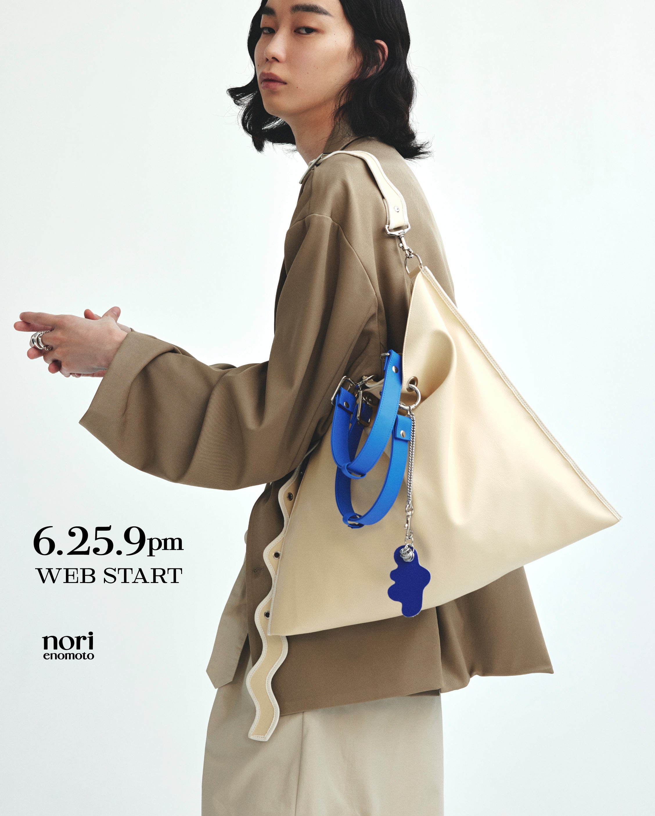 Nori Enomoto Wave Purse White