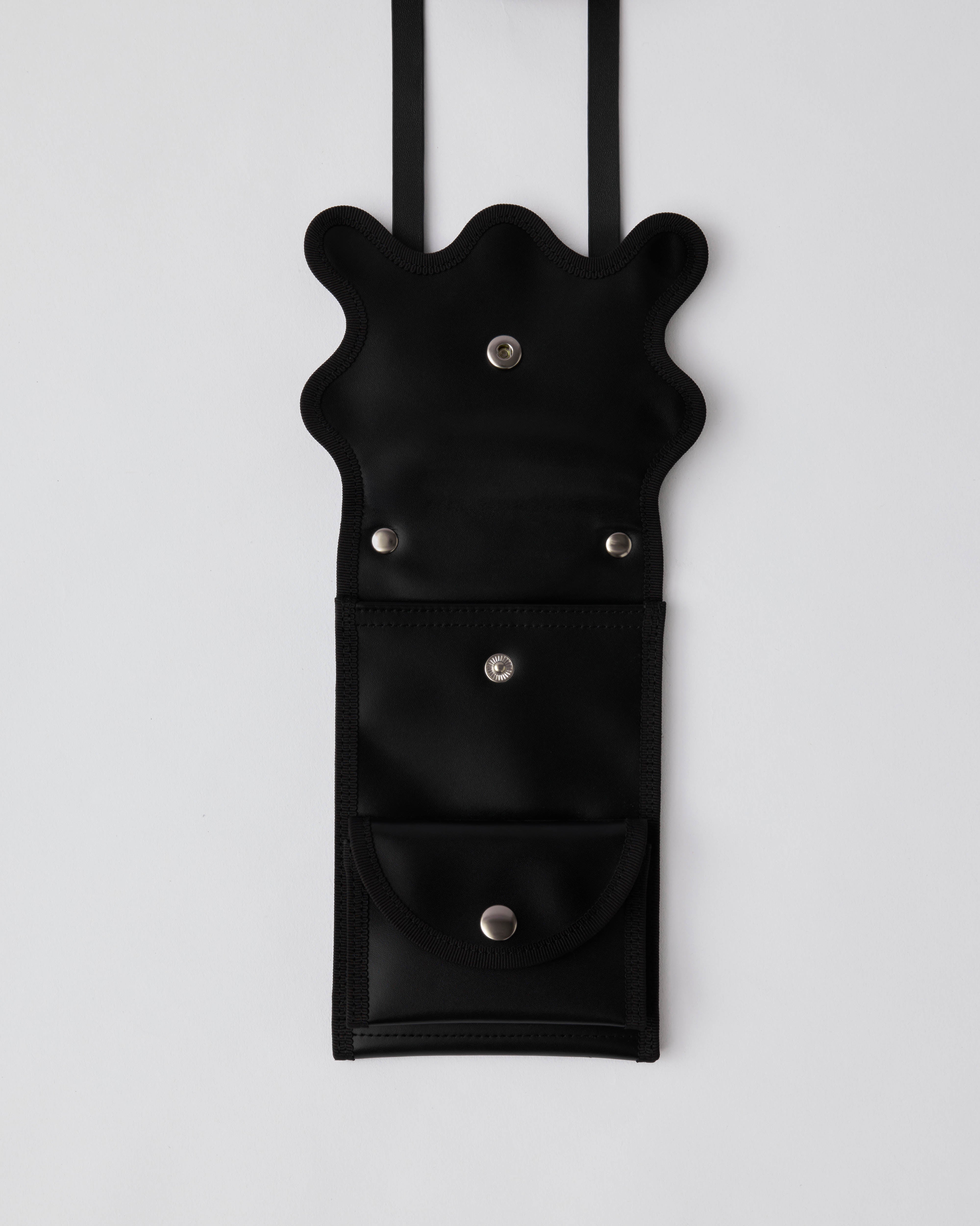 wave phone holder – nori enomoto