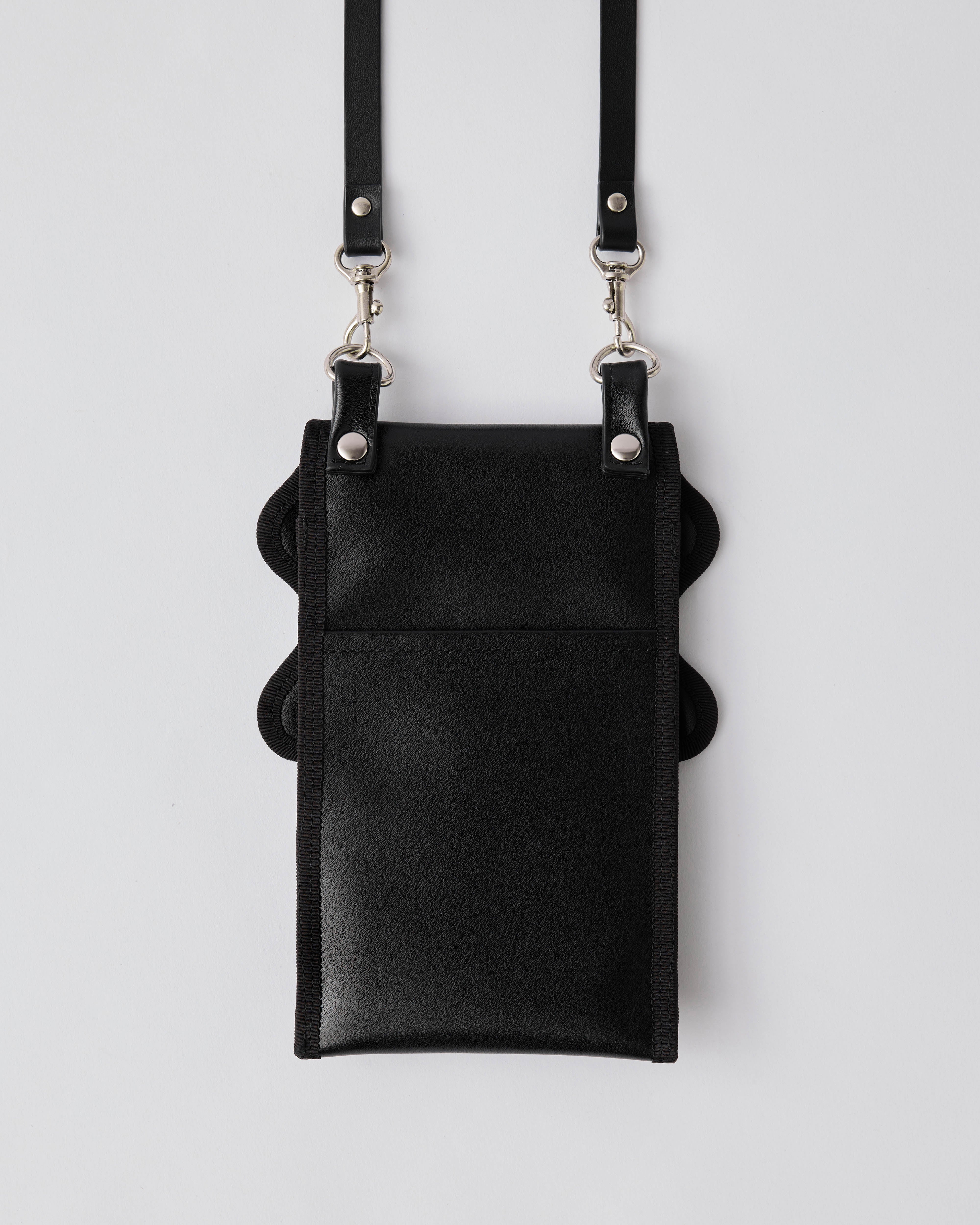 wave phone holder – nori enomoto