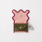 nori enomoto　wave purse　2つのポケットとカラビナ付きの多機能パスケース。ギフトに最適なコンパクトなデザイン。ユニセックスでミニ財布としても活躍。