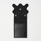 nori enomoto　wave iphone folder　斜めがけできるチェーン付きスマホポーチ。2つのポケットでスマートフォンやパスポート、小物を収納。ミニバッグ代わりにも使える多機能ショルダーケース。